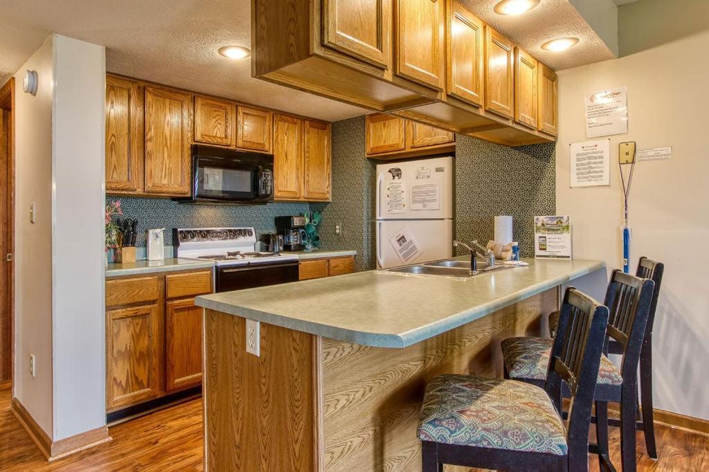 Serenity Heights, Amazing Views, Hot Tub Pool Access, 1089 Free Tickets Each Paid Day, Dollywood Gatlinburg Extérieur photo
