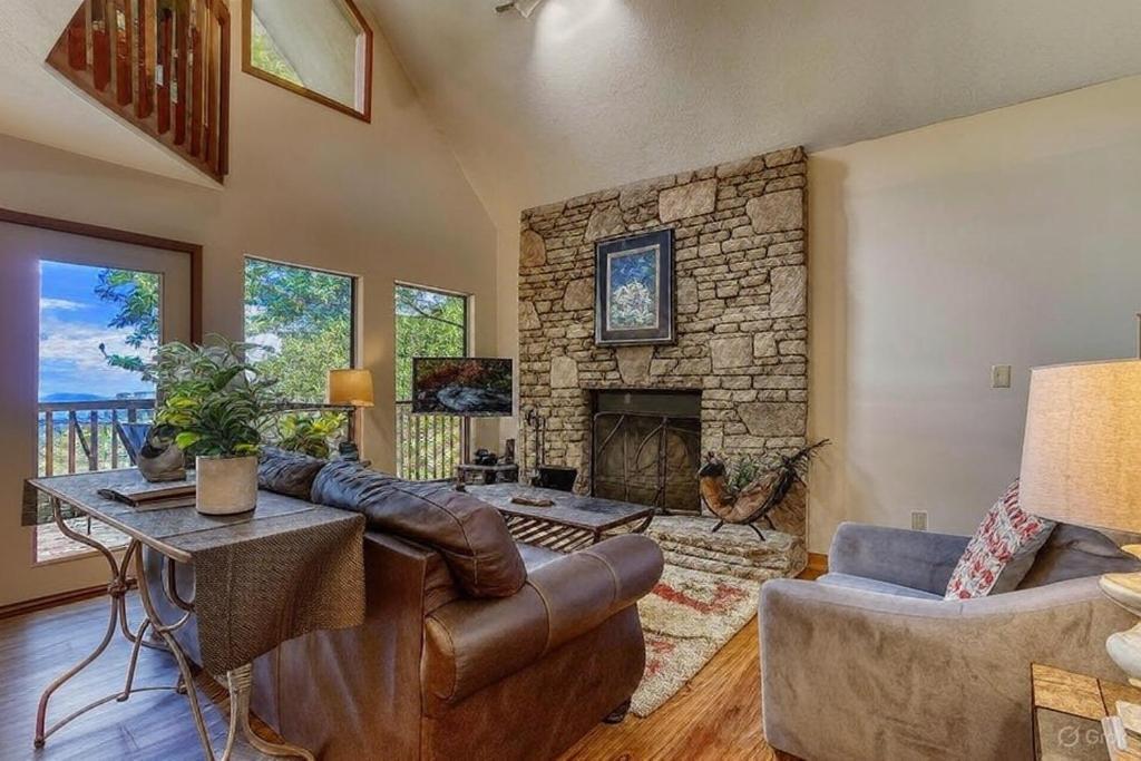 Serenity Heights, Amazing Views, Hot Tub Pool Access, 1089 Free Tickets Each Paid Day, Dollywood Gatlinburg Extérieur photo
